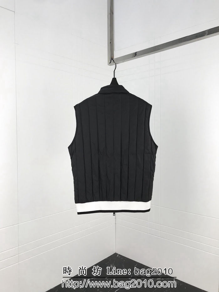 MONCLER蒙口 X Craig Green 18秋冬新款 背後大logo圖案 立領羽絨服外套 ydi1229